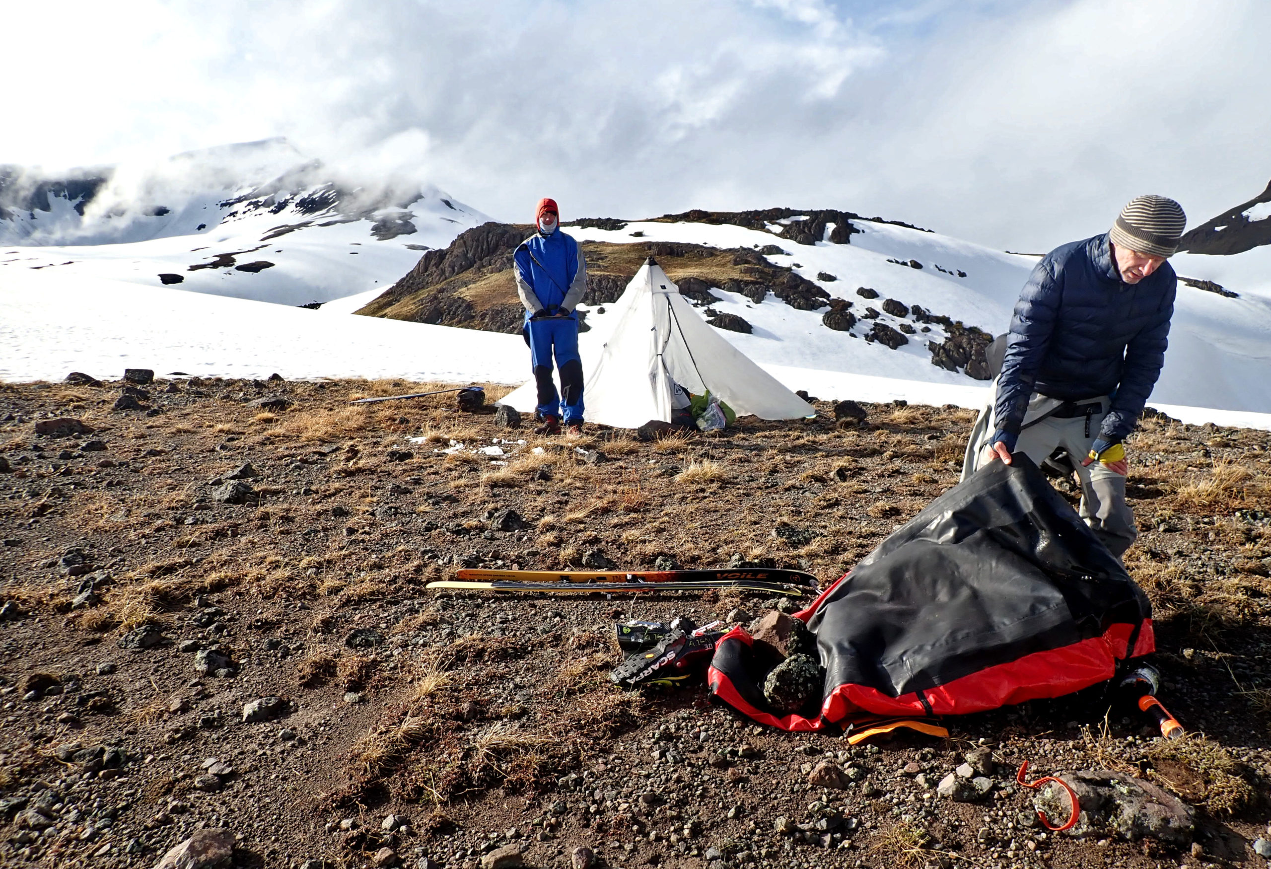 packraft, skiing,